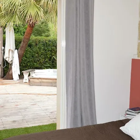 Les Treilles De Vila